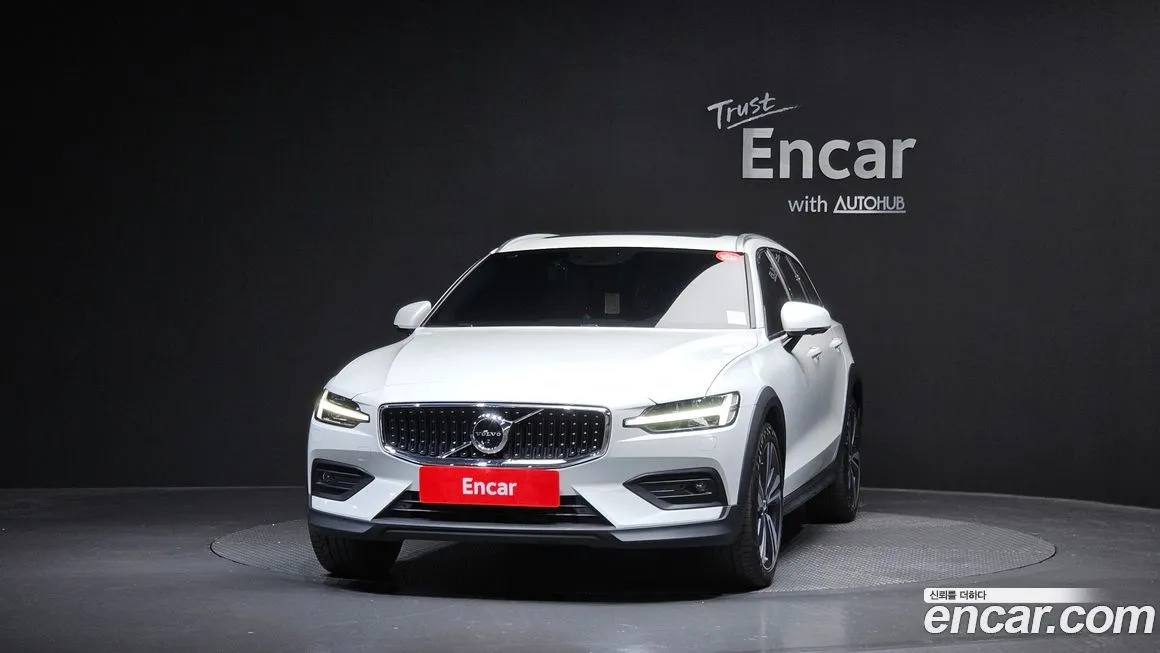 Volvo V60 2021 из KR, фото 3