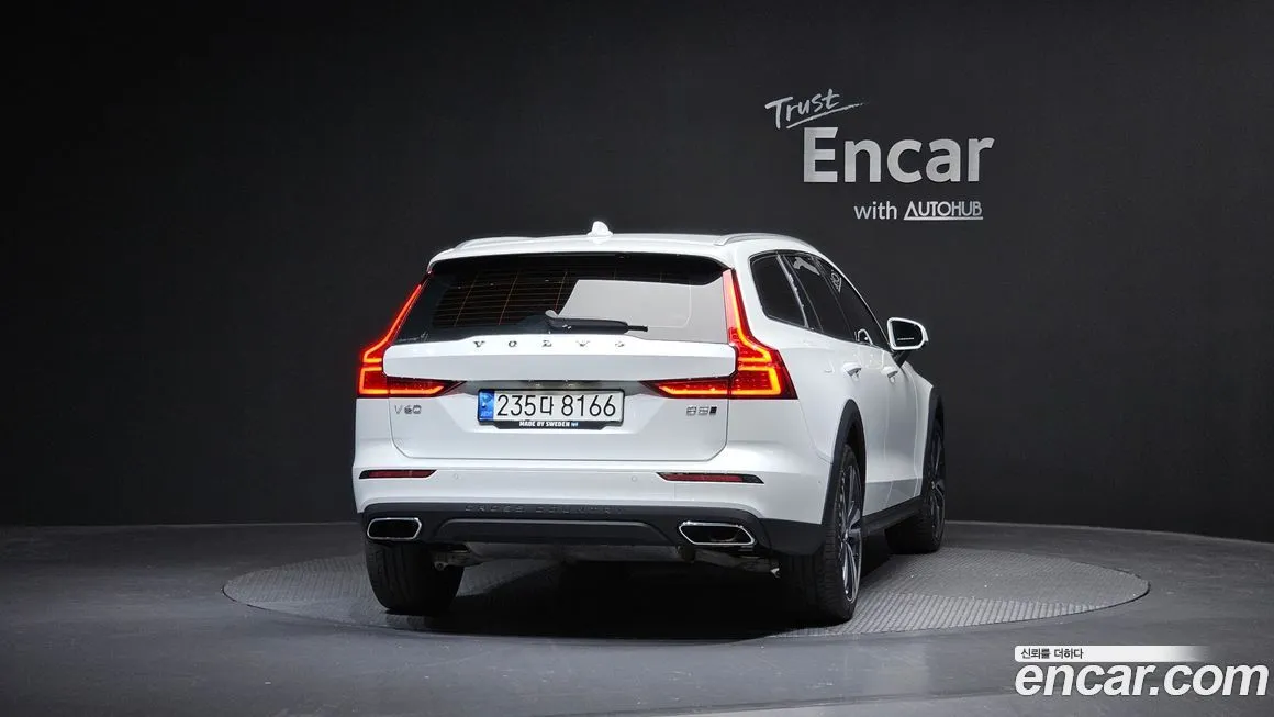 Volvo V60 2021 из KR, фото 4