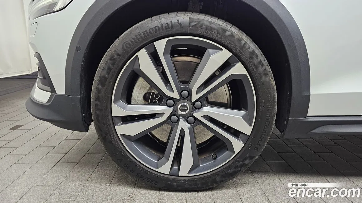 Volvo V60 2021 из KR, фото 6