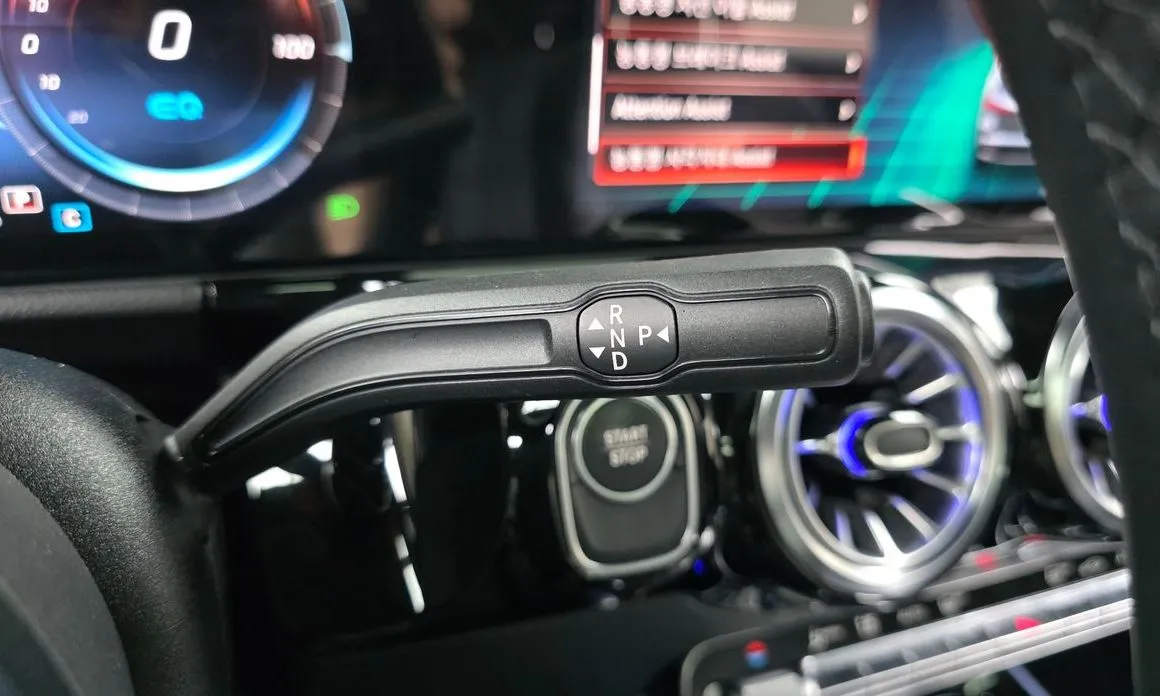 Mercedes-Benz EQA 2023 из KR, фото 6