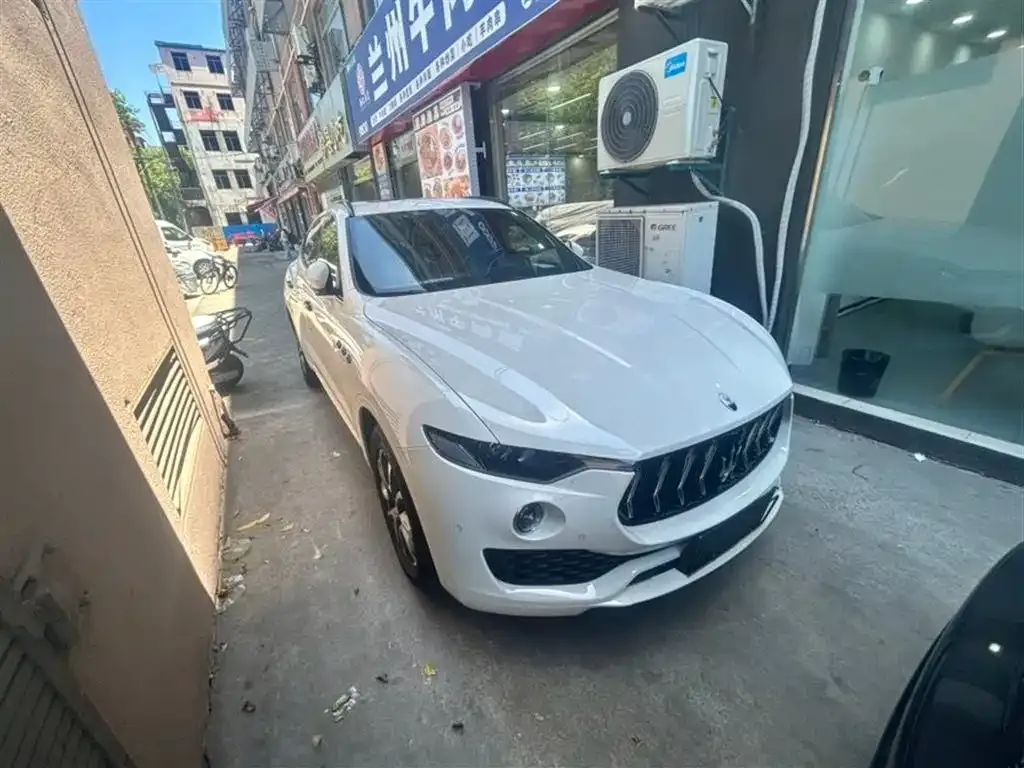 Maserati Levante 2022 из CN, фото 3