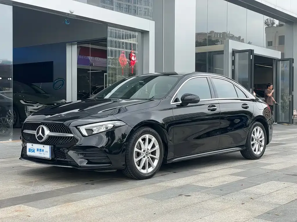 Mercedes-Benz A-Class — фото 1