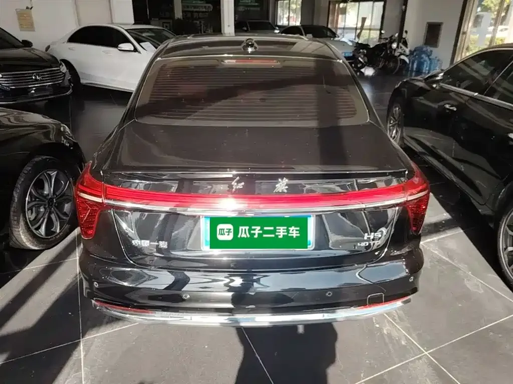 Hongqi H5 — фото 10