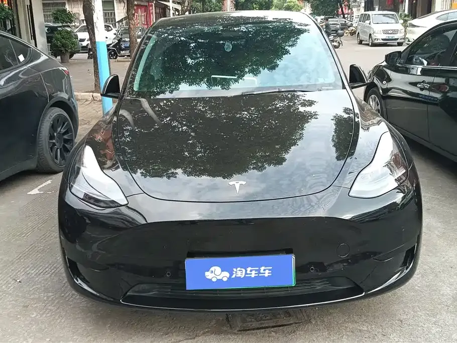 Tesla Model Y — фото 6