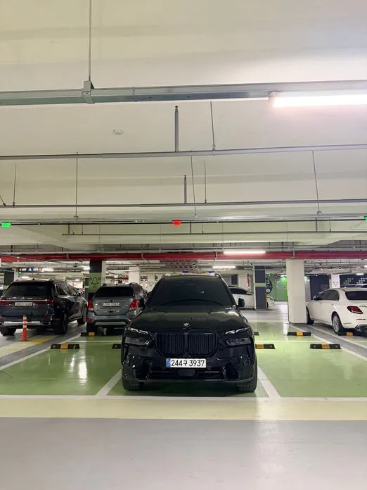 BMW X7 2025 из KR, фото 4