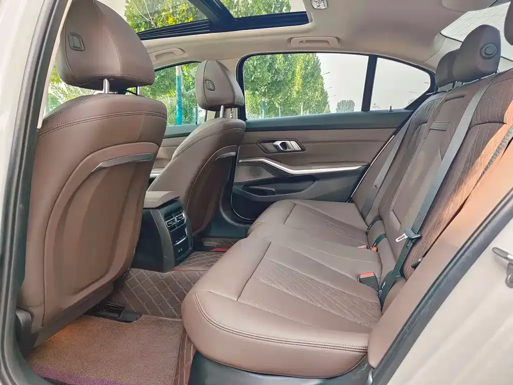 BMW i3 2024 из CN, фото 9