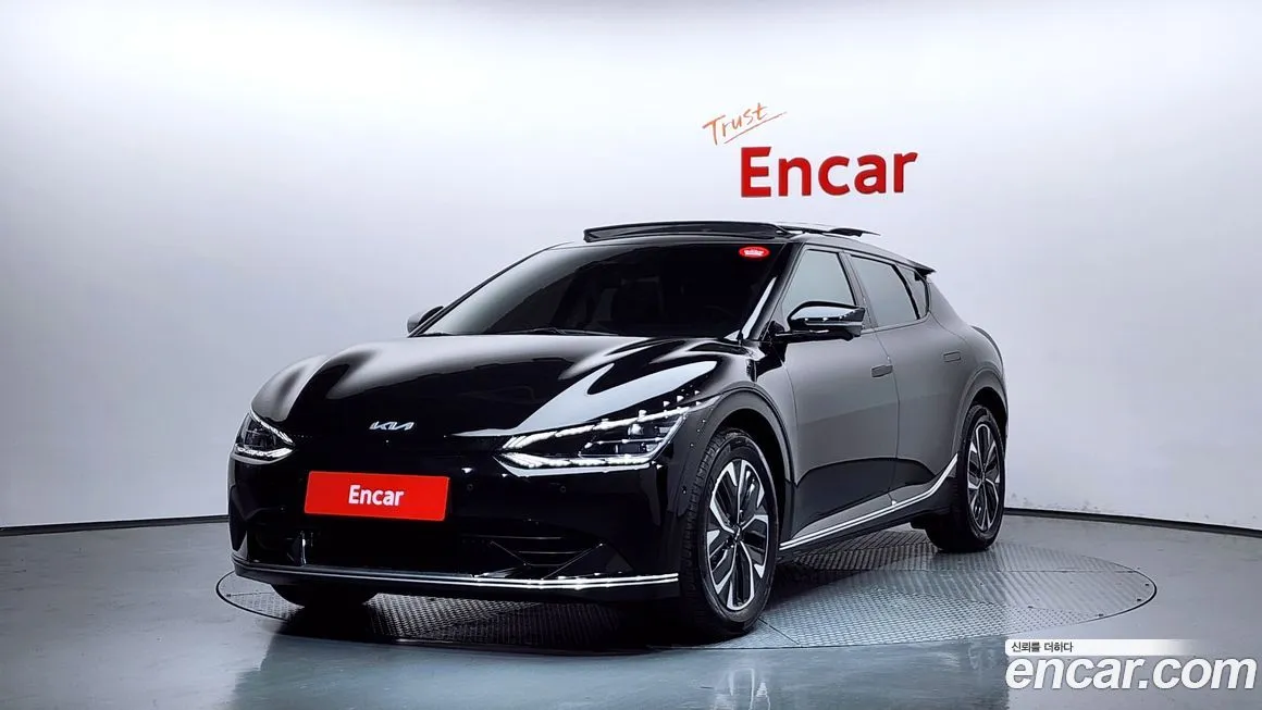 Kia EV6 — фото 1