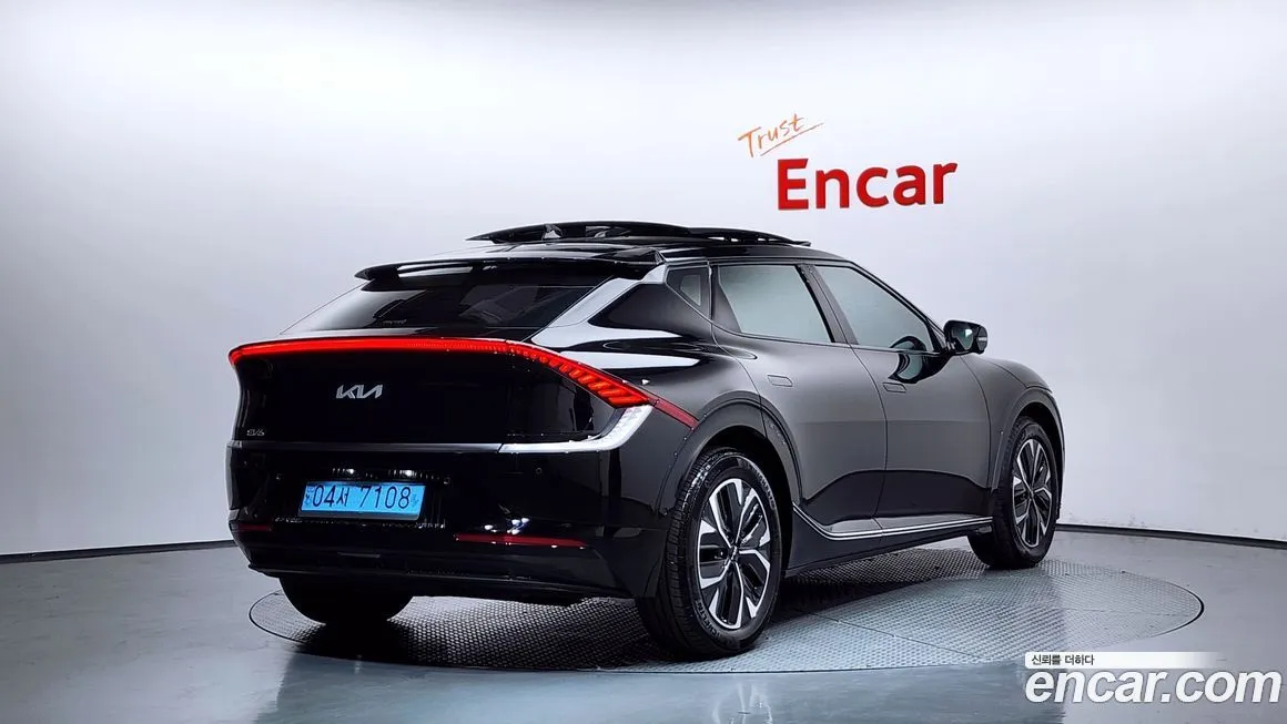Kia EV6 — фото 7