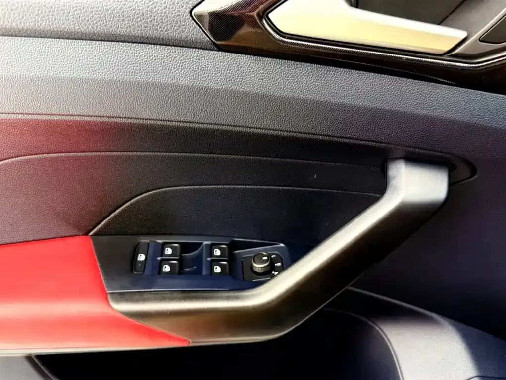 Volkswagen Tharu 2024 из CN, фото 9