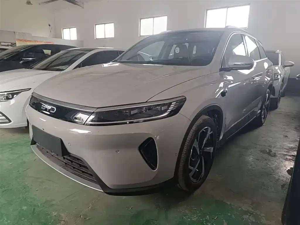 BYD Seal 05 DM-i — фото 1