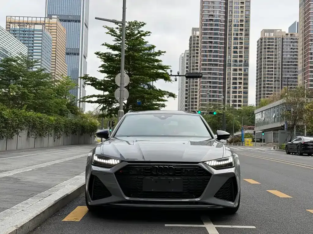 Audi RS 6 2021 из CN, фото 8