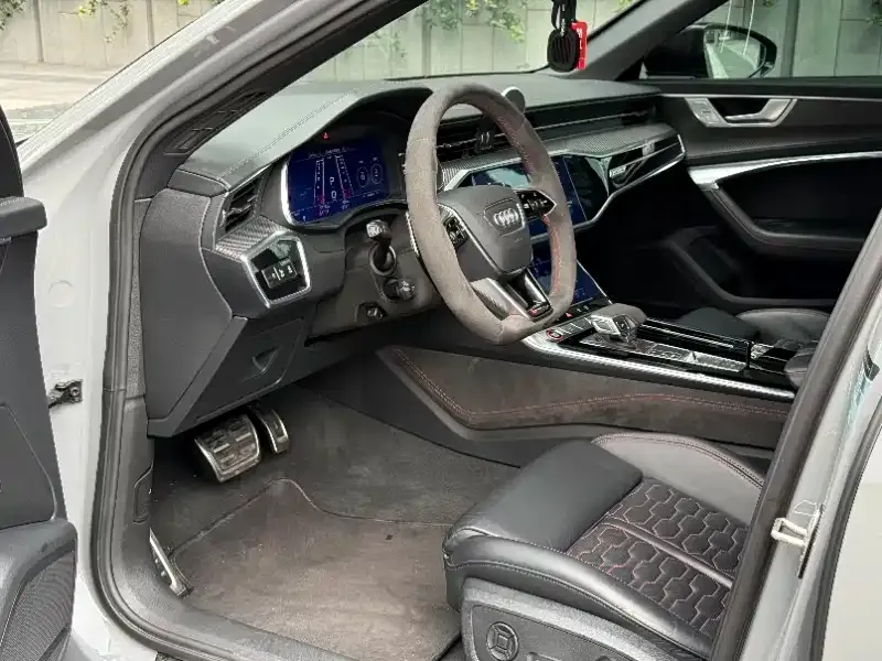 Audi RS 6 2021 из CN, фото 2