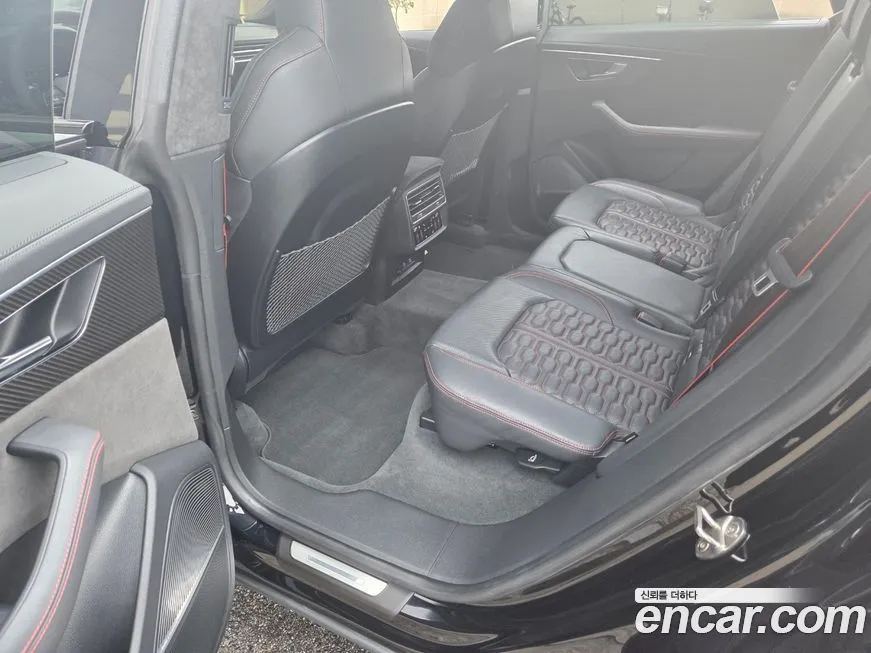 Audi RSQ8 2021 из KR, фото 6