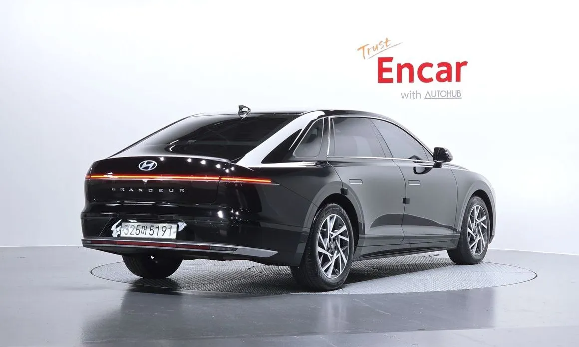 Hyundai Grandeur 2023 из KR, фото 3