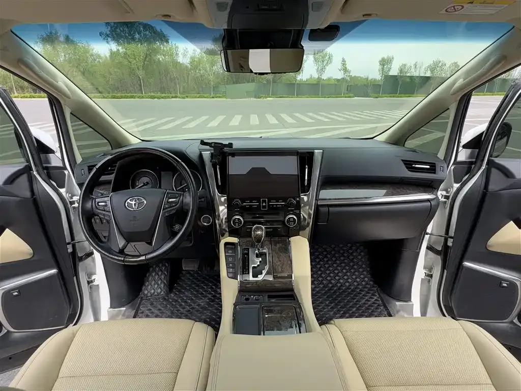 Toyota Alphard 2021 из CN, фото 10