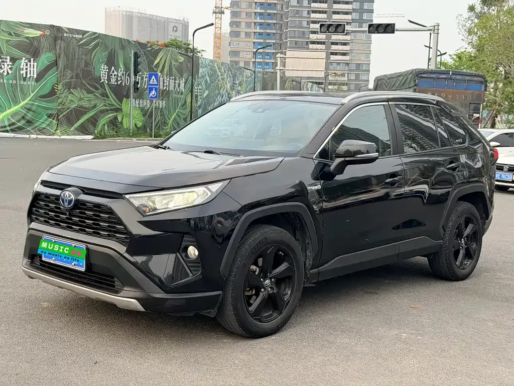Toyota RAV4 2021 из CN, фото 1