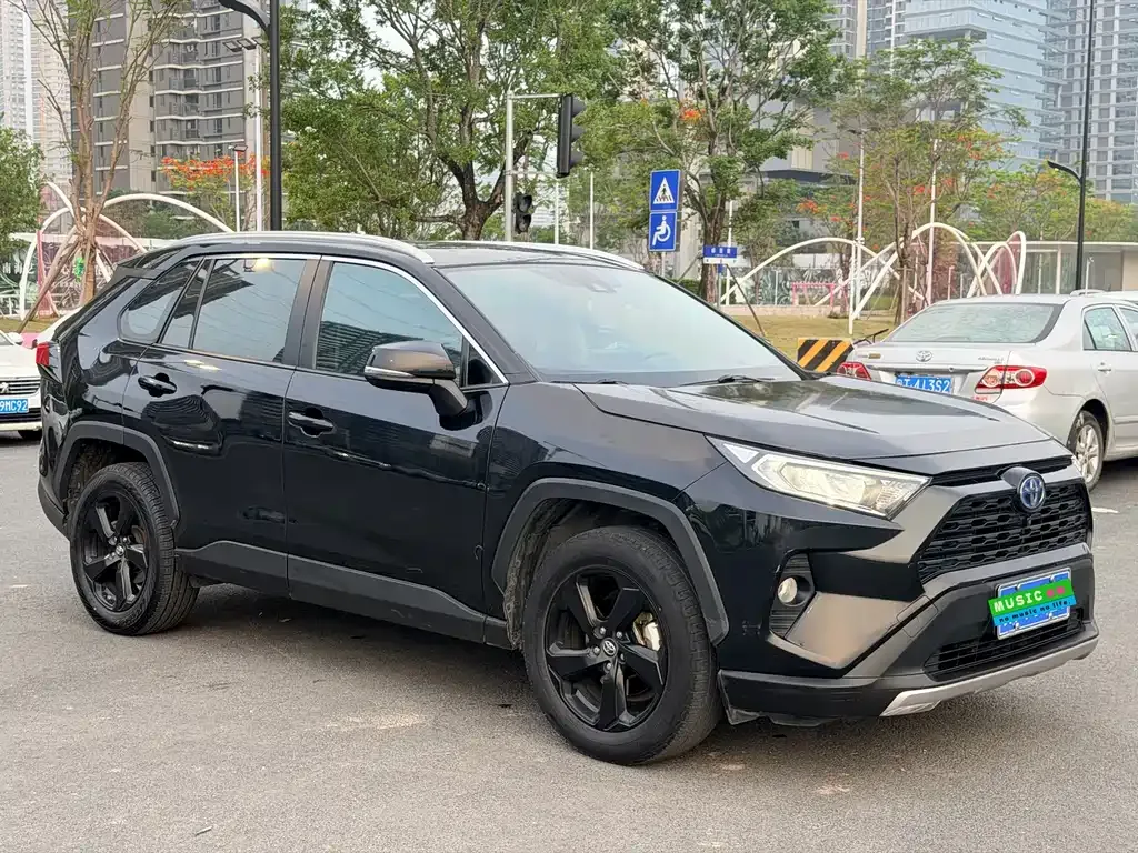 Toyota RAV4 2021 из CN, фото 8