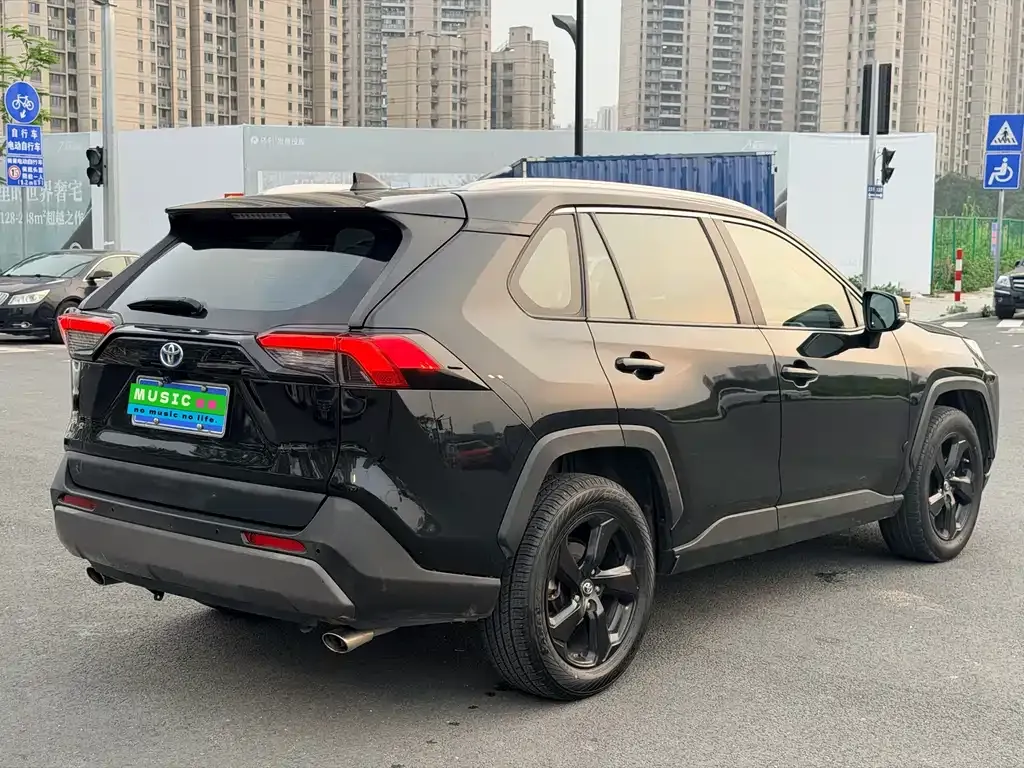 Toyota RAV4 2021 из CN, фото 3