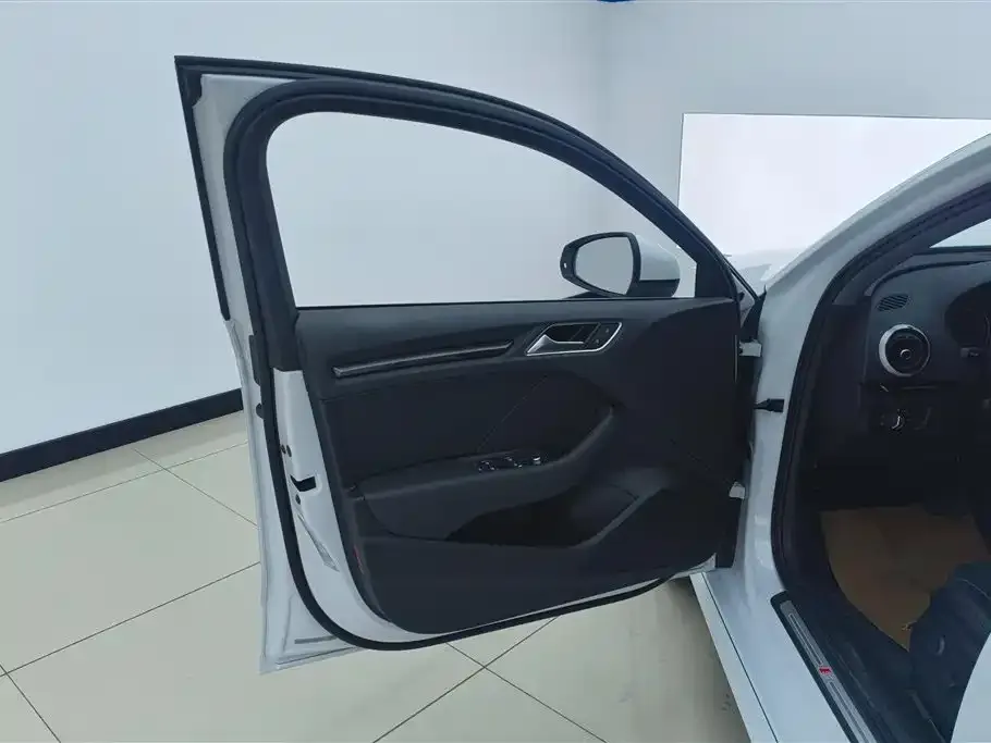 Audi A3 2021 из CN, фото 10