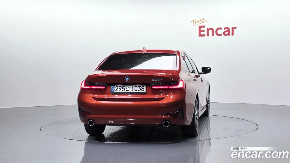 BMW 3-Series 2021 из KR, фото 2