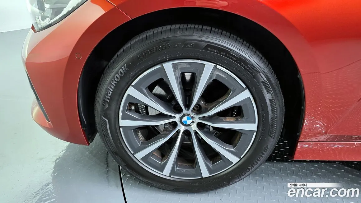 BMW 3-Series 2021 из KR, фото 6