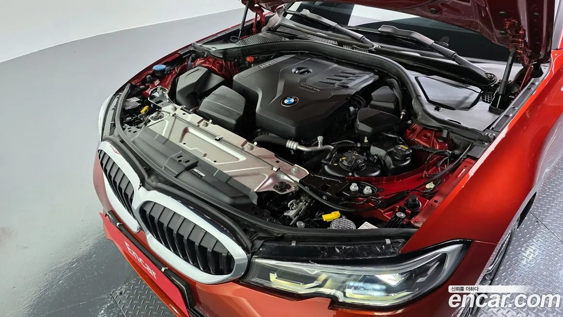BMW 3-Series 2021 из KR, фото 10