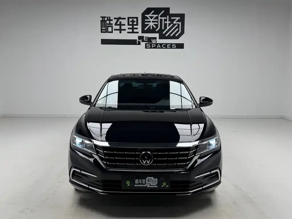 Volkswagen Passat — фото 2