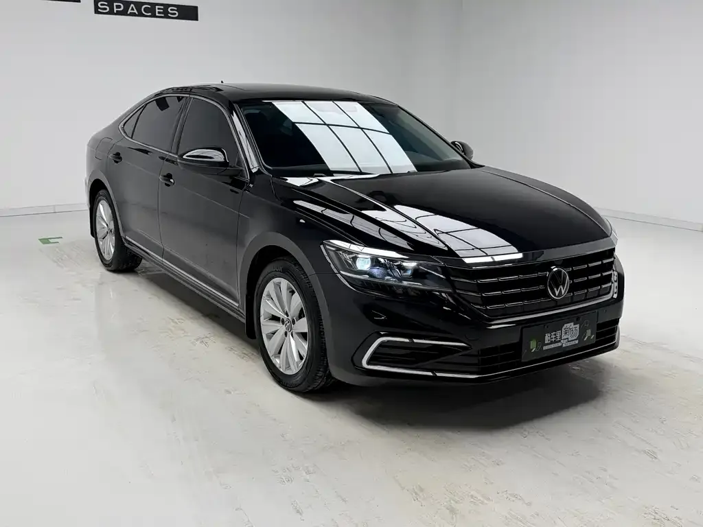 Volkswagen Passat — фото 9