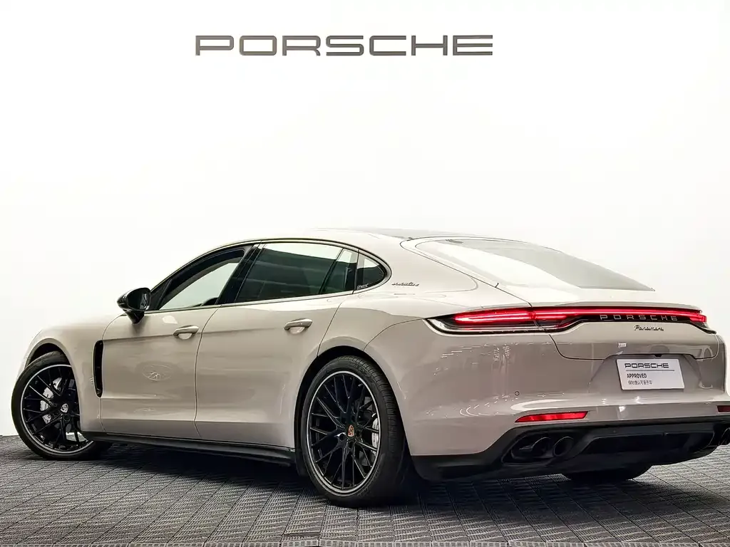 Porsche Panamera — фото 8