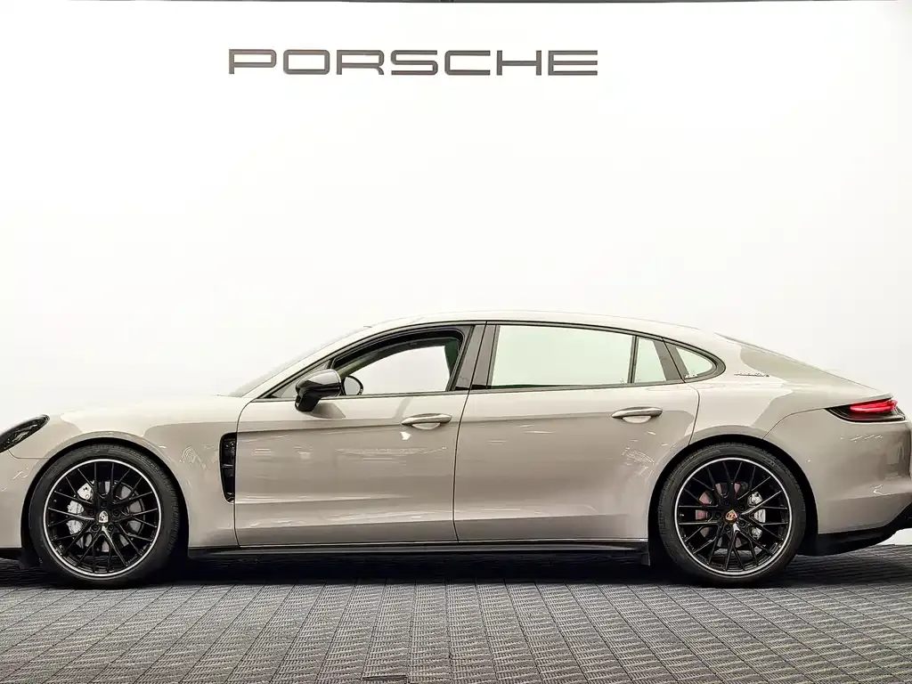 Porsche Panamera — фото 4