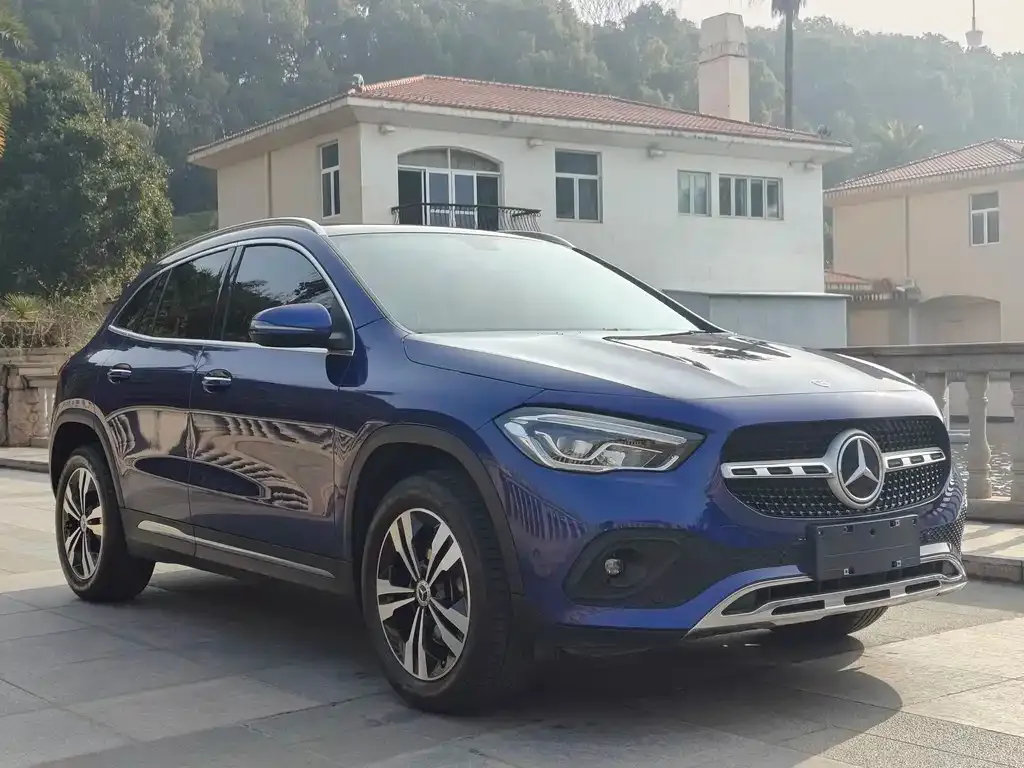 Mercedes-Benz GLA — фото 6