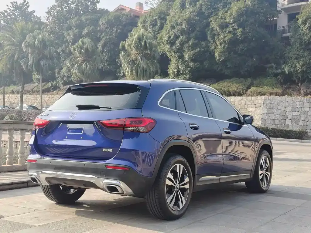 Mercedes-Benz GLA — фото 8