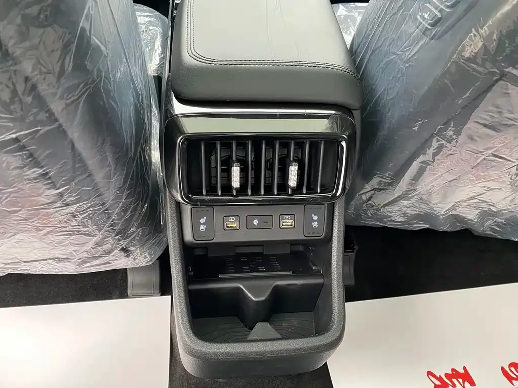 Hyundai Custo 2024 из CN, фото 9