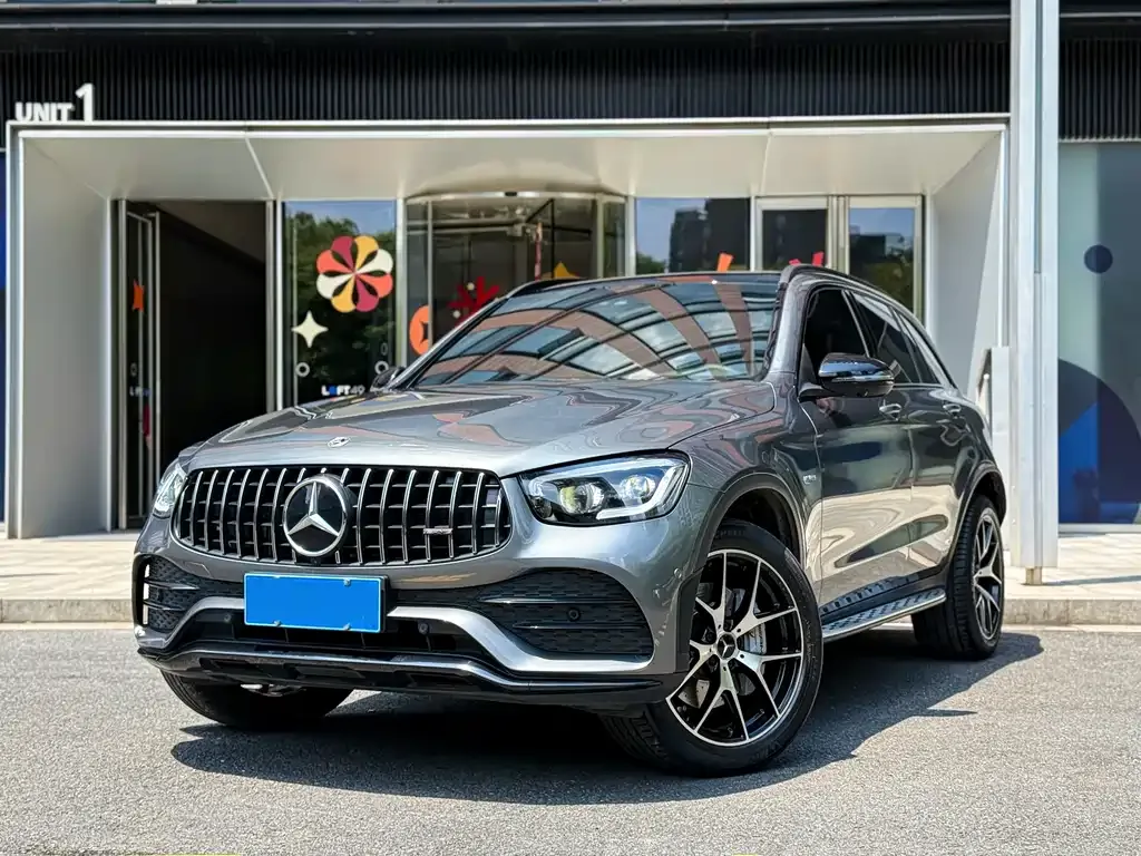 Mercedes-Benz GLC AMG