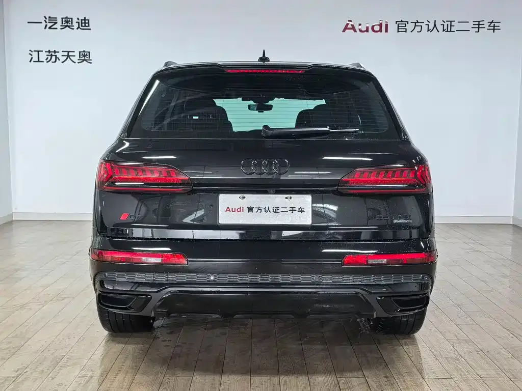 Audi Q7 — фото 5