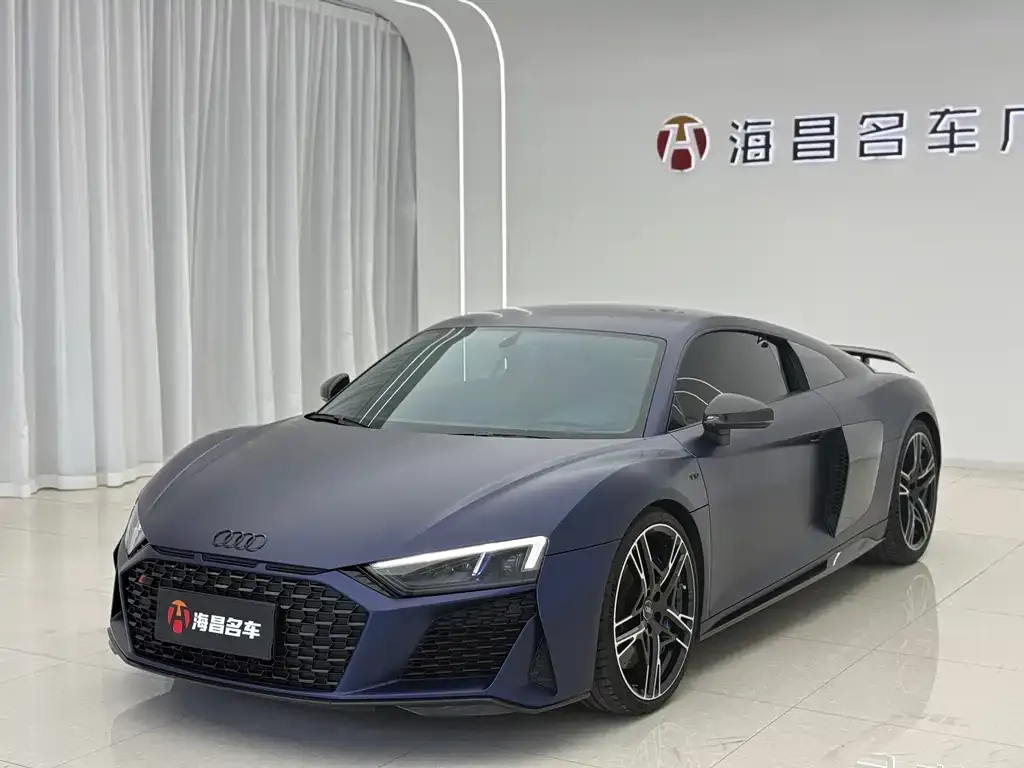 Audi R8