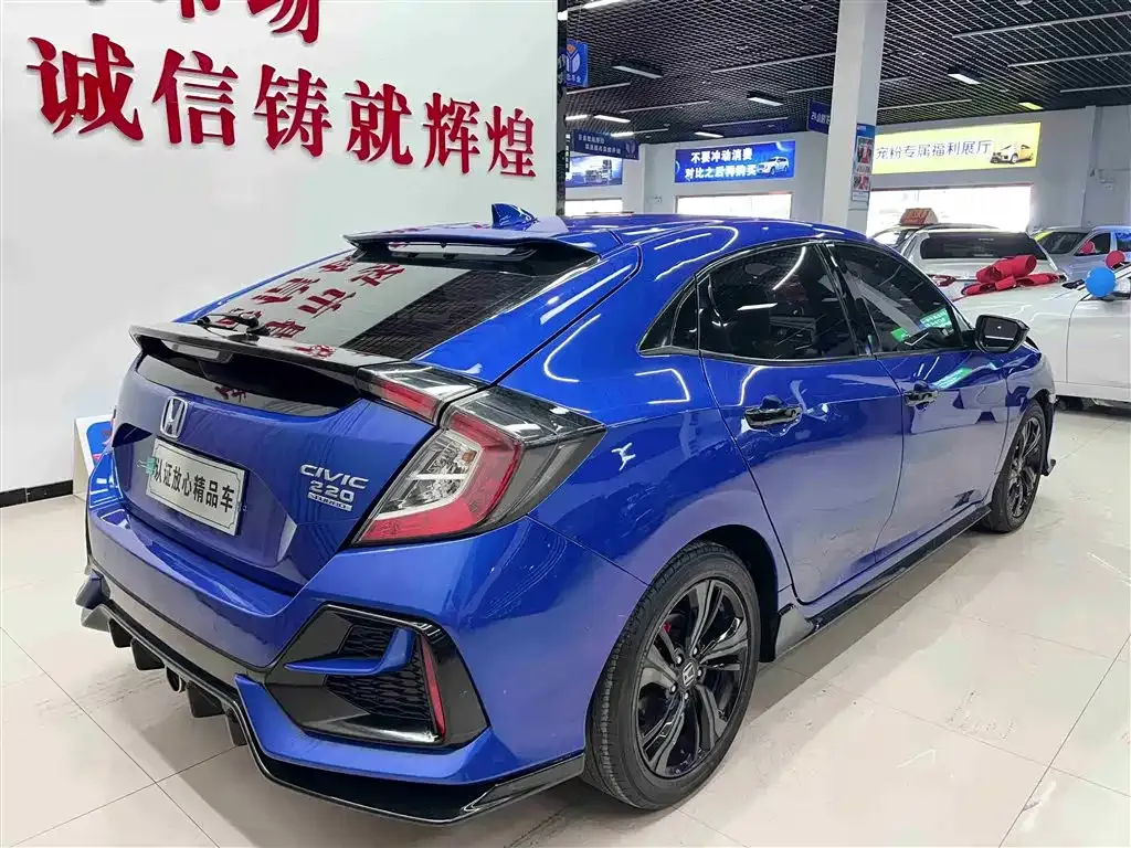 Honda Civic — фото 5