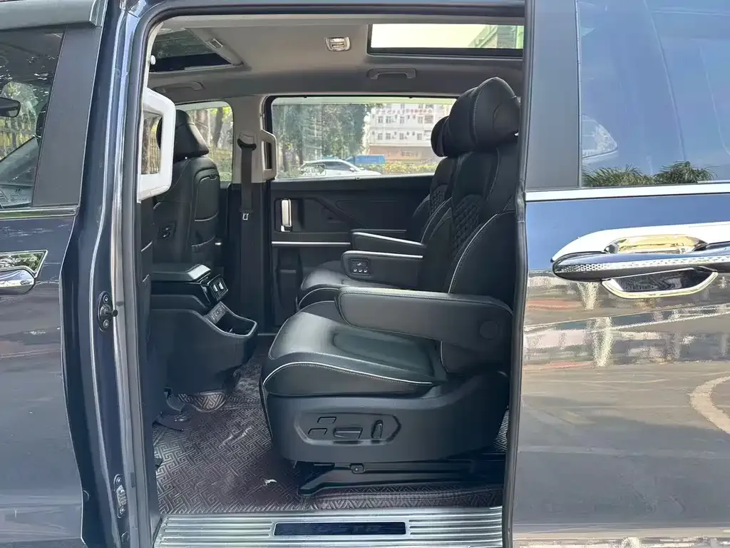 Hyundai Custo 2023 из CN, фото 4