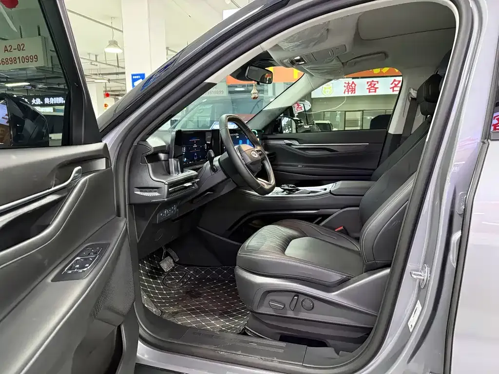 Ford Edge — фото 6