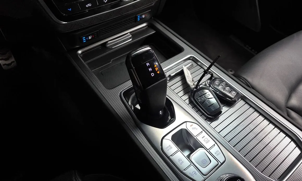 KG Mobility (Ssangyong) Rexton — фото 6