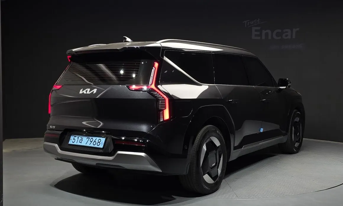 Kia EV9 2024 из KR, фото 6