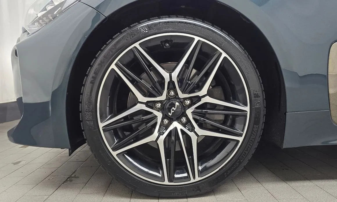 Kia Stinger 2023 из KR, фото 7