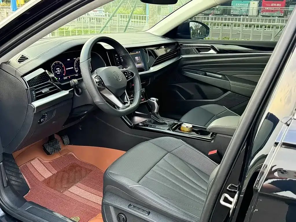 Volkswagen Passat — фото 4