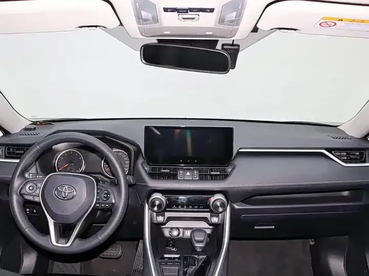 Toyota RAV4 2023 из CN, фото 9