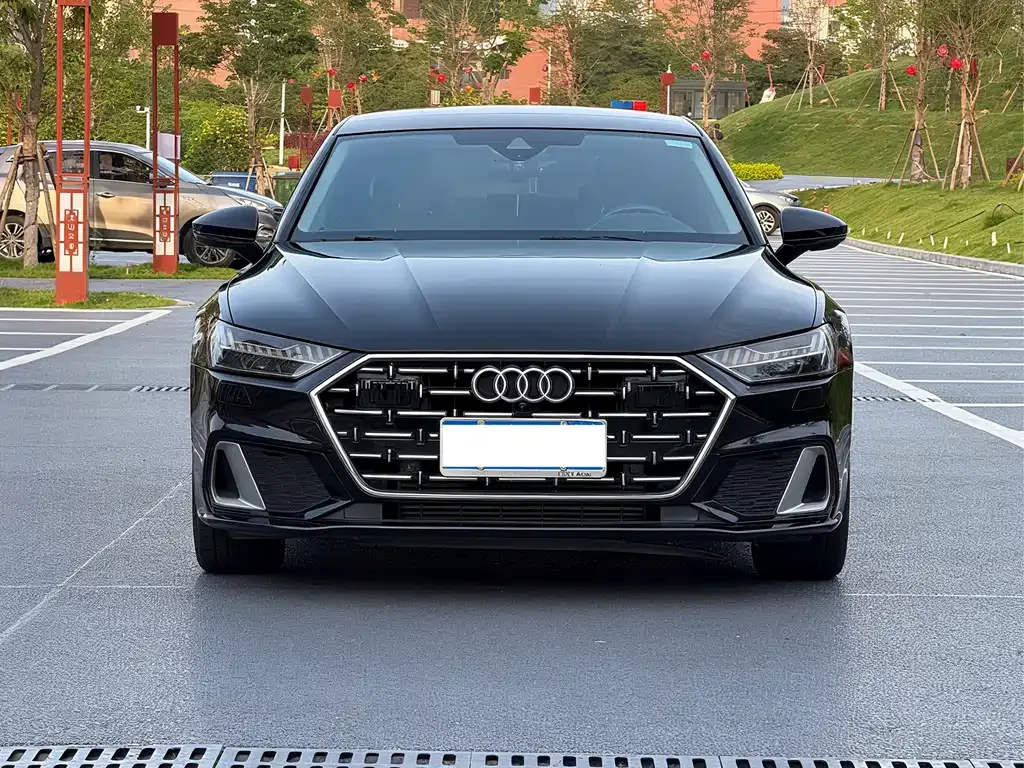 Audi A7L — фото 8