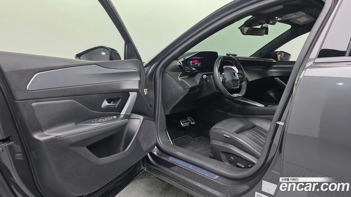 Peugeot 408 2023 из KR, фото 8