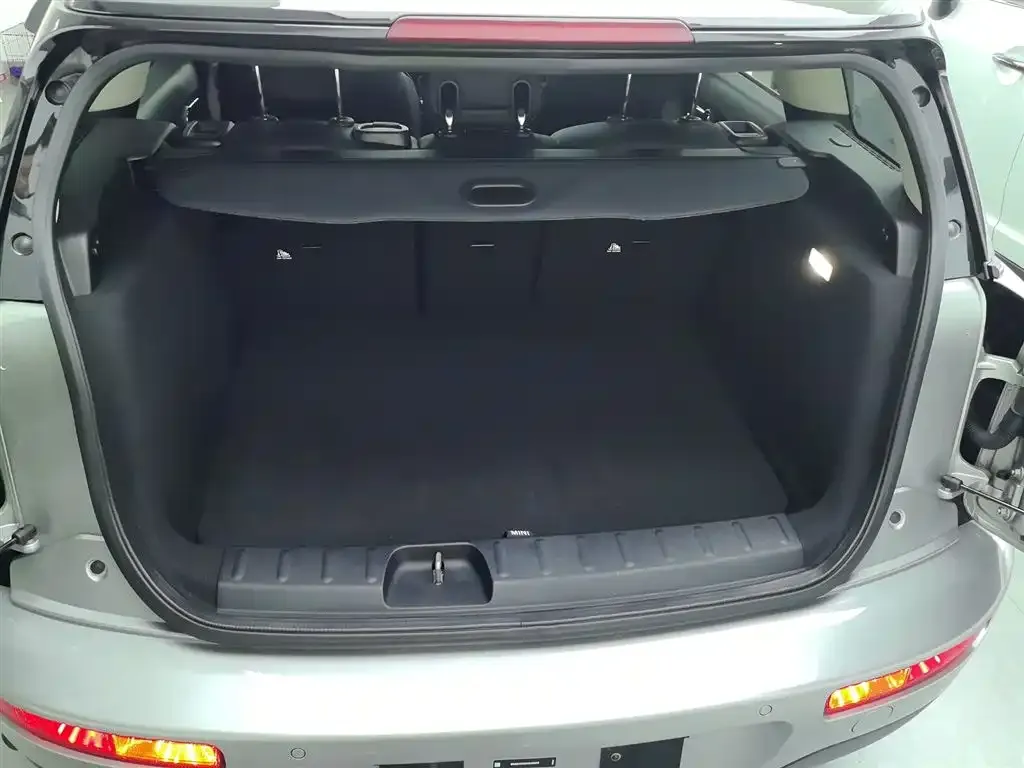 MINI Clubman — фото 4