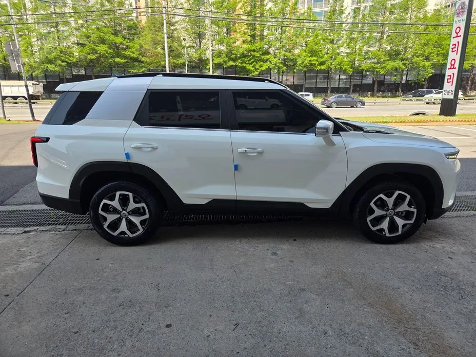 KG Mobility (Ssangyong) Torres — фото 9