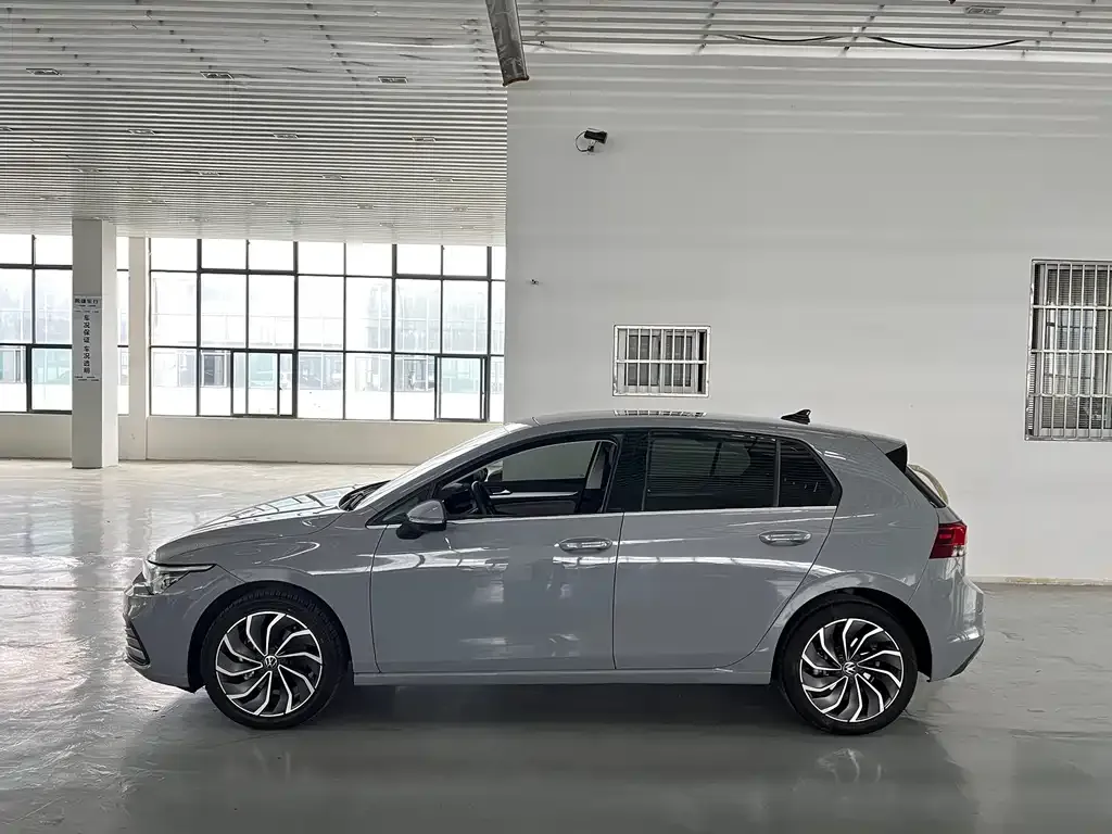 Volkswagen Golf — фото 3