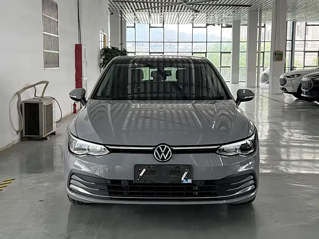 Volkswagen Golf — фото 8